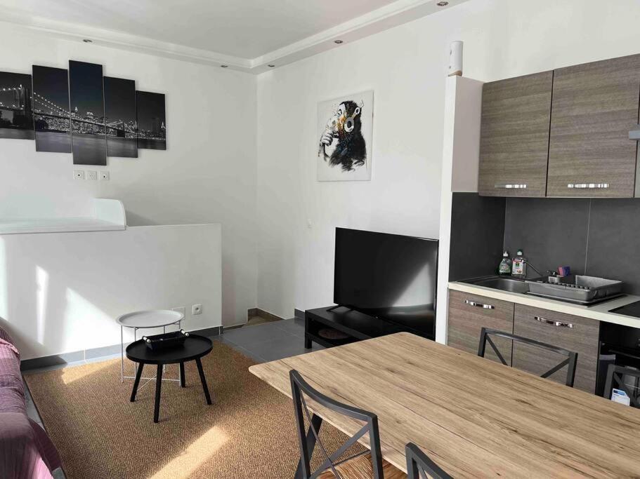Le Luxembourg Apartment Вильорбан Екстериор снимка